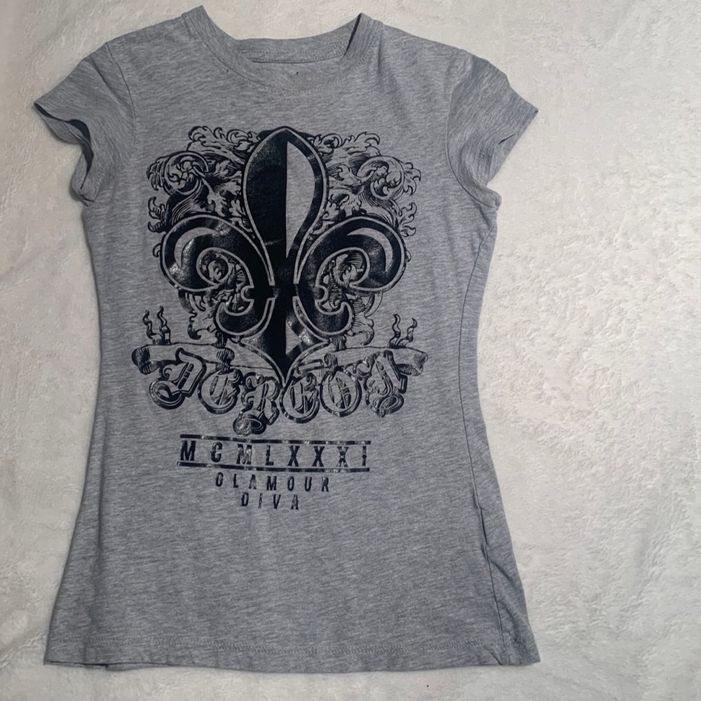 short sleeve shirt